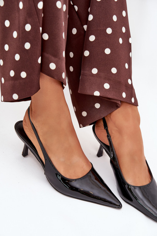 con effetto vernice Scarpe con tacchi sottili con tacco aperto colore nero Talira con effetto vernice Scarpe con tacchi sottili con tacco aperto colore nero Talira