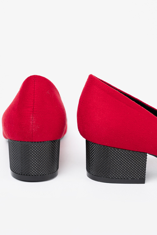 colore rosso tacchi alti con un fiocco i lakieroAanym noskiem colore rosso tacchi alti con un fiocco i lakieroAanym noskiem