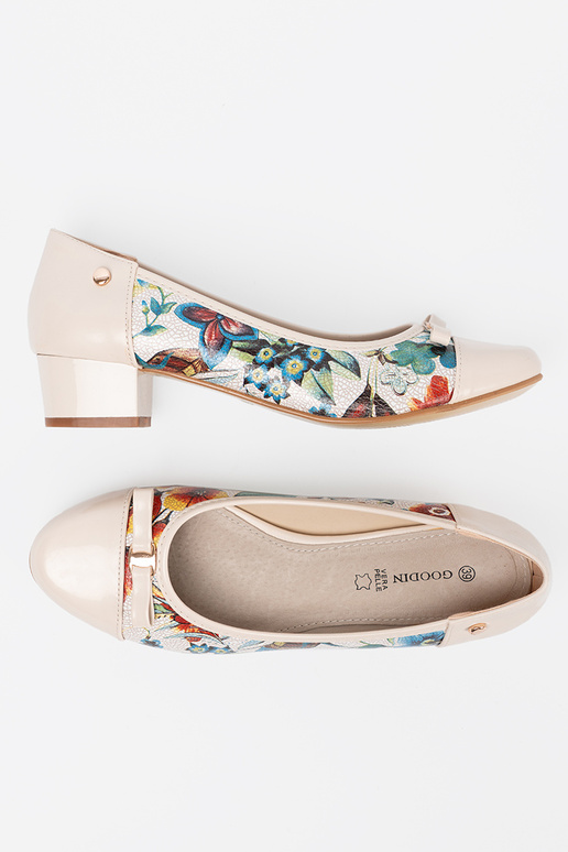 Scarpe col tacco alto z egzotycznym Azorem Scarpe col tacco alto z egzotycznym Azorem