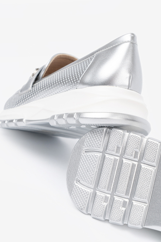 color argento mocassini z dekoracyjnym d orom elementem