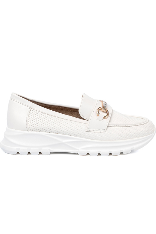 Colore bianco mocassini z dekoracyjnym d orom elementem.