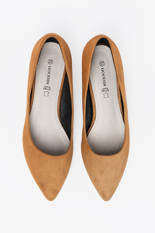 Hn d lodičky s n zk m ozdobn m podpatkem