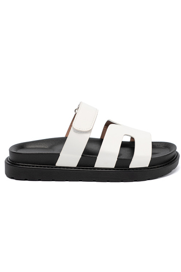 KomfortoAe Colore bianco Pantofole con una piattaforma 2