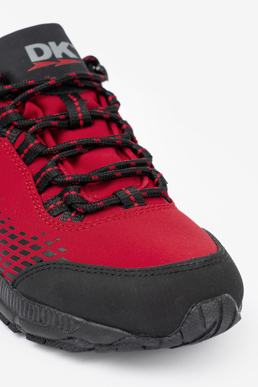 Scarponi trekking rossi su piattaforma spessa DK