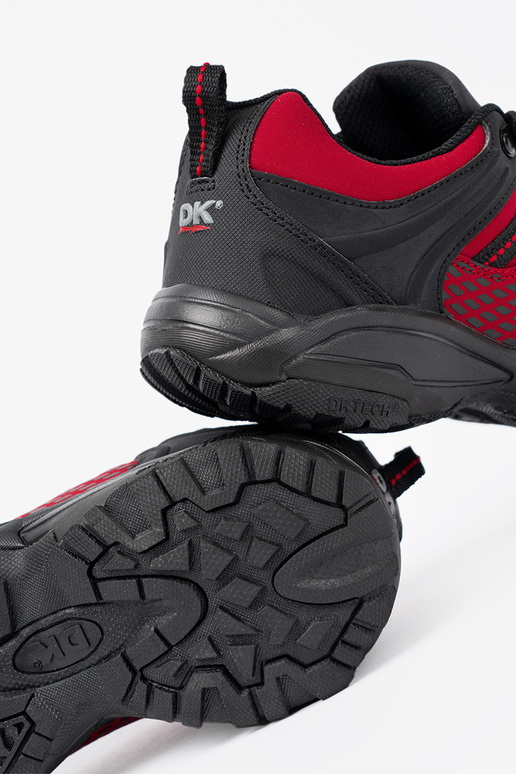 Scarponi trekking rossi su piattaforma spessa DK