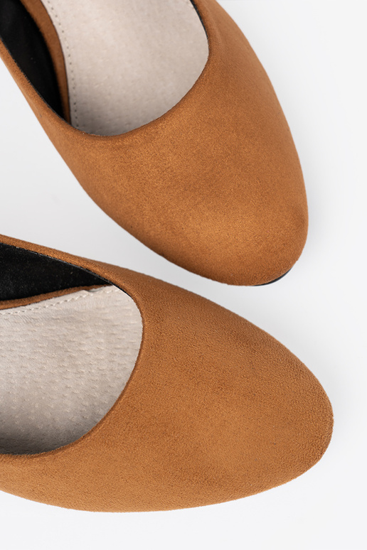 dalla pelle scamosciata tacchi alti sui tacchi alti karmel