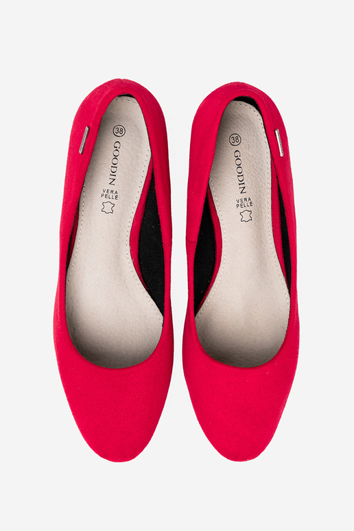 colore rosso tacchi alti na argentom słupku colore rosso tacchi alti na argentom słupku