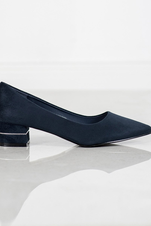 Scarpe con nastro decorativo colore blu