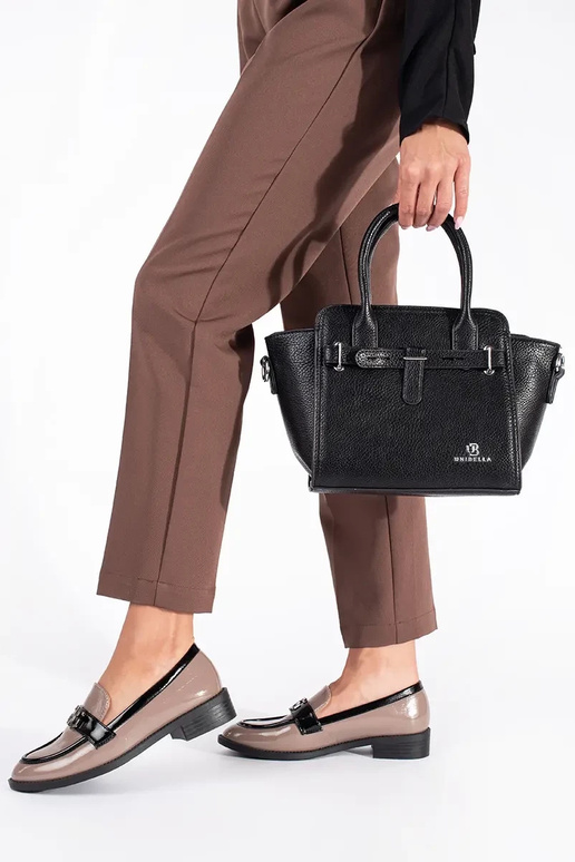 con effetto vernice beige-colore nero mocassini da donna