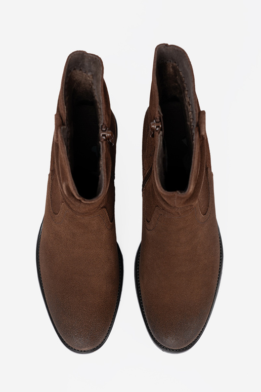 colore marrone pelle scarpe con un top arricciato Sergio Leone