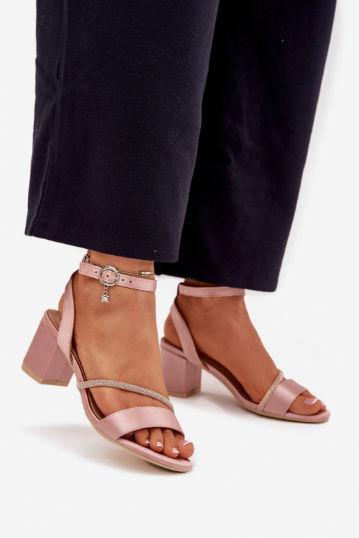 Décolleté in rosa con dettagli scintillanti, Vinceza 20268