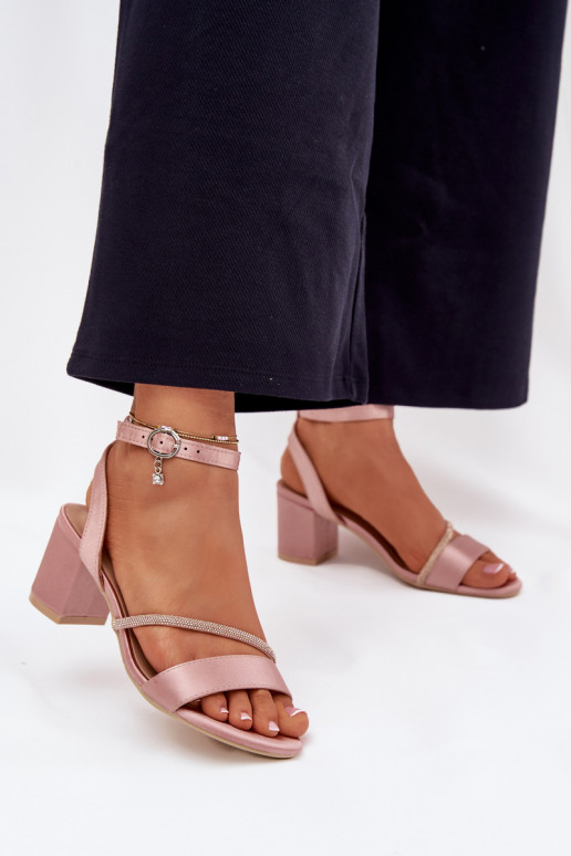 Décolleté in rosa con dettagli scintillanti, Vinceza 20268