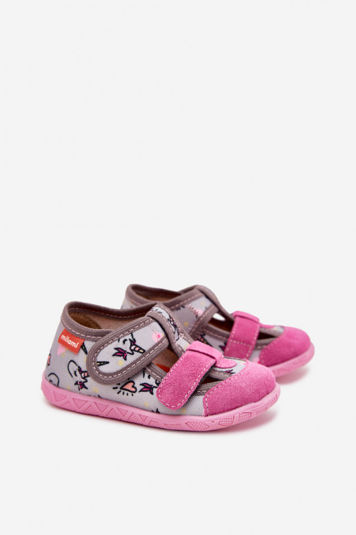 Pantofole Milami Infantile con chiusure adesive IN Unicorni grigio-colore rosa Reathiana Pantofole Milami Infantile con chiusure adesive IN Unicorni grigio-colore rosa Reathiana