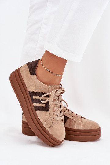 Scarpe modello sneakers Femminile con una piattaformaAbilitatoturalnego dalla pelle scamosciatau beige Eldira