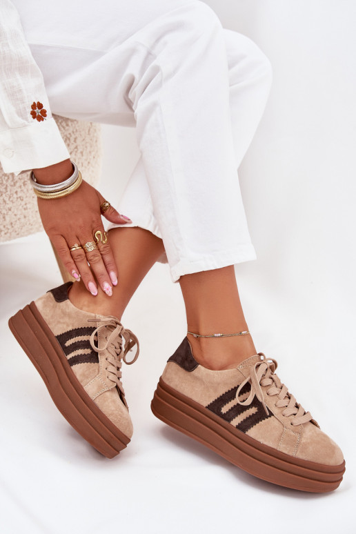 Scarpe modello sneakers Femminile con una piattaformaAbilitatoturalnego dalla pelle scamosciatau beige Eldira