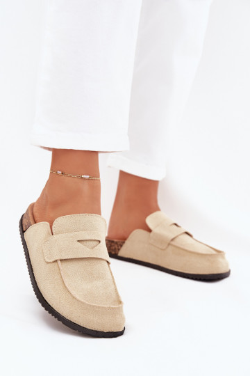 Pantofole Zoccoli Femminile con una piattaforma beige Nivalia 2