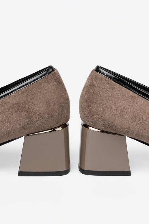 stivaletti in camoscio color sabbia con tacco spesso