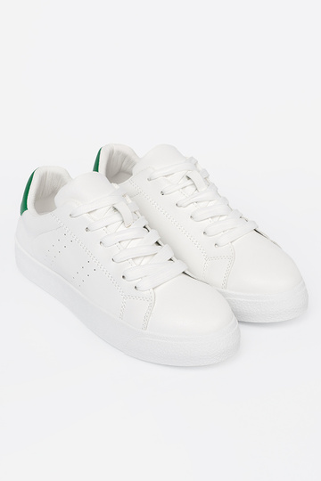 Elegantello classico Colore bianco Scarpe modello sneakers z verdem akcentem
