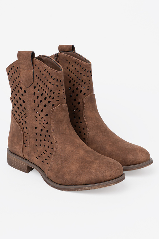 con elementi traforati colore marrone scarpe con elementi traforati colore marrone scarpe