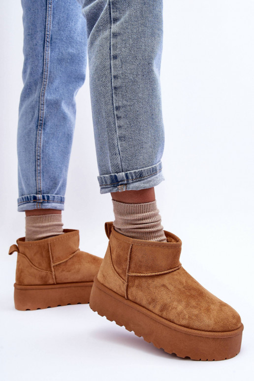 dalla pelle scamosciata Stivali da neve con una piattaforma colore marrone Corcoran