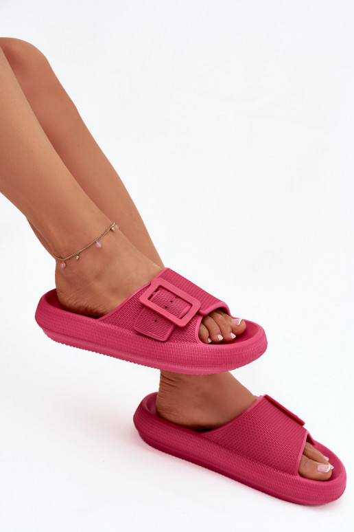 Pantofole da donna Pantofole leggere con una piattaforma con fibbie Big Star RR274A583 colore rosa