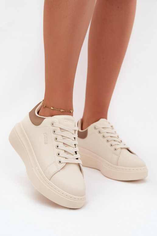 Scarpe modello sneakers Femminile con una piattaforma Big Star SS274246 colore avorio