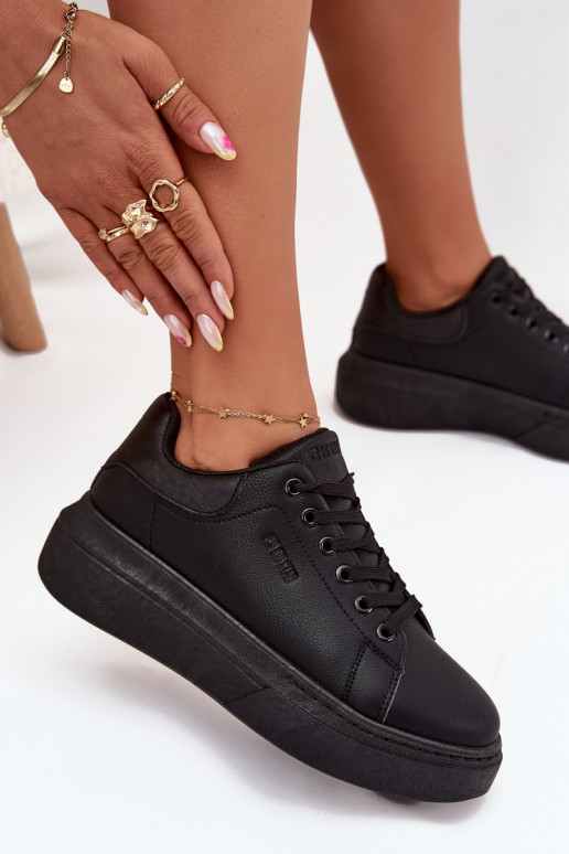 Scarpe modello sneakers Femminile con una piattaforma Big Star SS274244 colore nero
