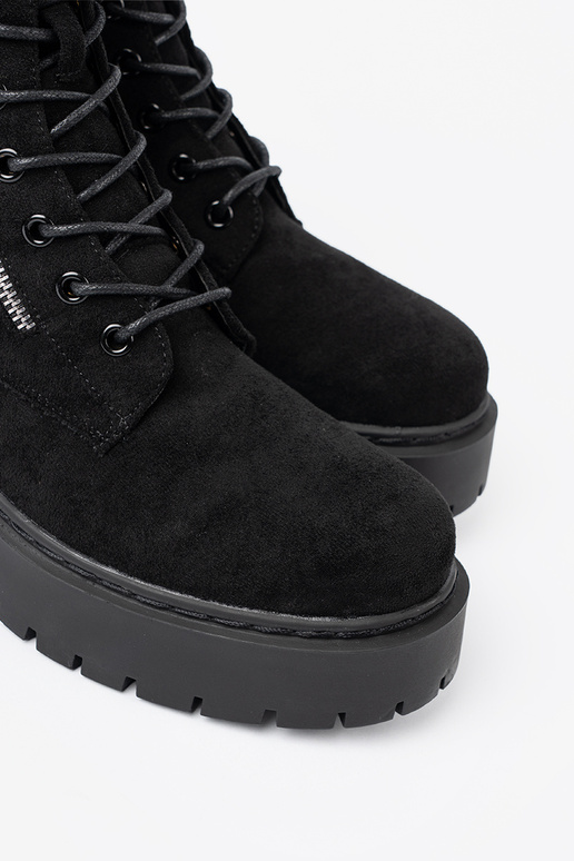 scarpe donne colore nero z zamszoAym Aykończeniem