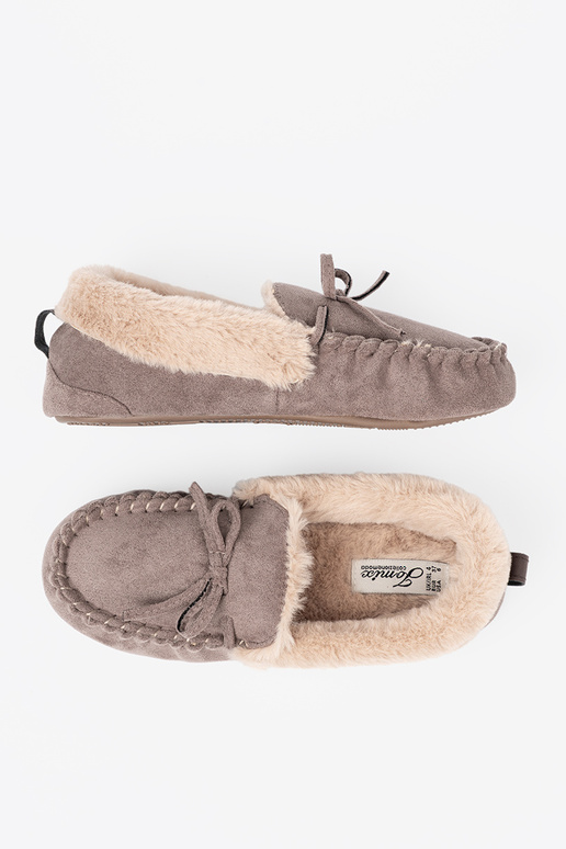 beige kapcie con un fiocco i puszystym Anętrzem typu mocassini