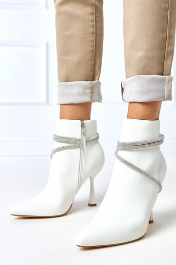 Anfibi bianchi con tacco a...