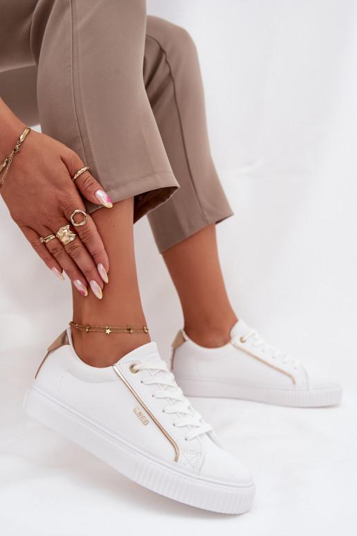 Femminile Scarpe modello sneakers in ecopelle Big Star SS274026 Bianco-colore dorato