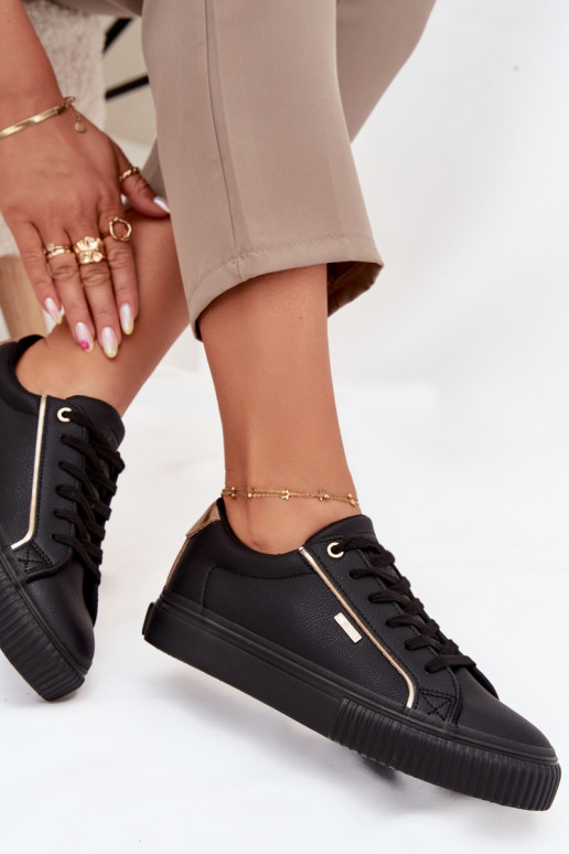 Femminile Scarpe modello sneakers in ecopelle Big Star SS274025 Nero e-colore dorato Femminile Scarpe modello sneakers in ecopelle Big Star SS274025 Nero e-colore dorato