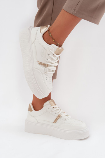 Femminile Scarpe modello sneakers con una piattaforma Big Star SS274359 Colore bianco