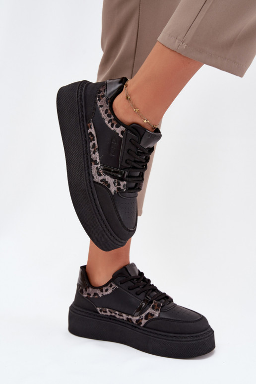 Femminile Scarpe modello sneakers con una piattaforma Big Star SS274358 con motivi di pelliccia di leopardo colore nero