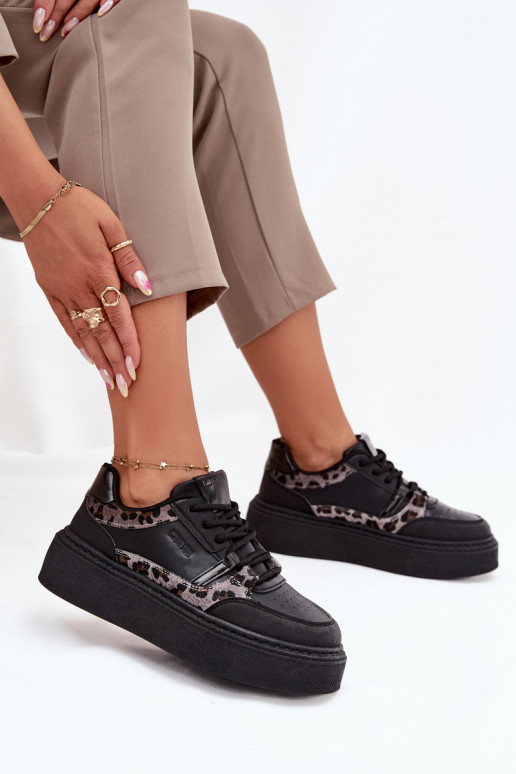 Femminile Scarpe modello sneakers con una piattaforma Big Star SS274358 con motivi di pelliccia di leopardo colore nero