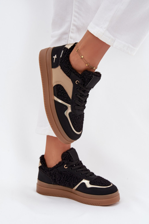 Scarpe modello sneakers Femminile con una piattaforma con una pelliccia Typu Baranek colore nero Frelina