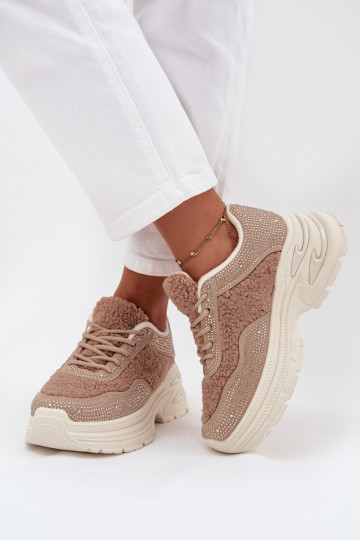 Scarpe modello sneakers Femminile con gli occhi scintillanti e una pelliccia Typu Baranek beige Zarika 2