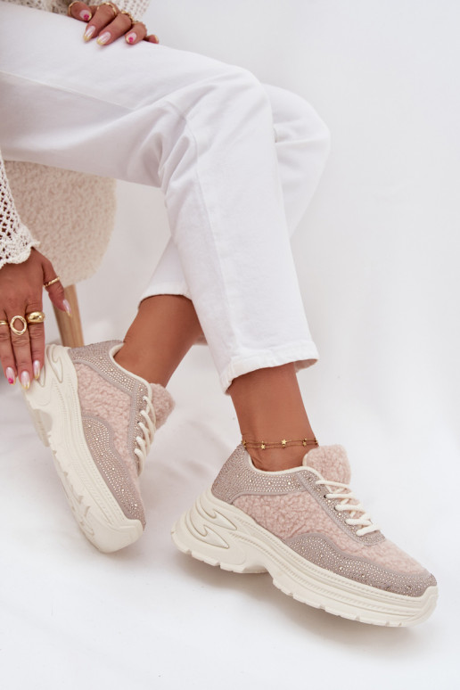 Scarpe modello sneakers Femminile con gli occhi scintillanti e una pelliccia Typu Baranek colore avorio Zarika