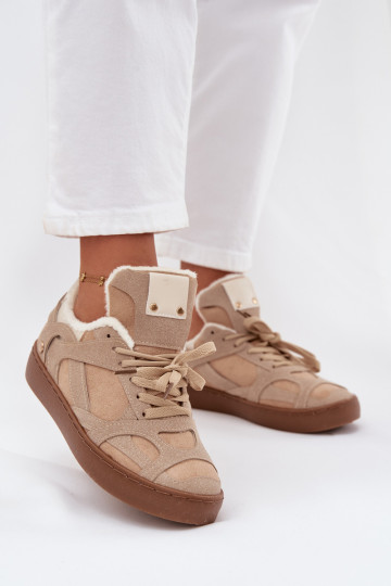 Scarpe modello sneakers Femminile con una piattaforma riscaldamento con pelliccia all interno beige Solvia 2