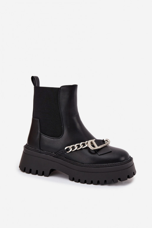 Stivali da donna con una piattaforma con catene colore nero Devervella