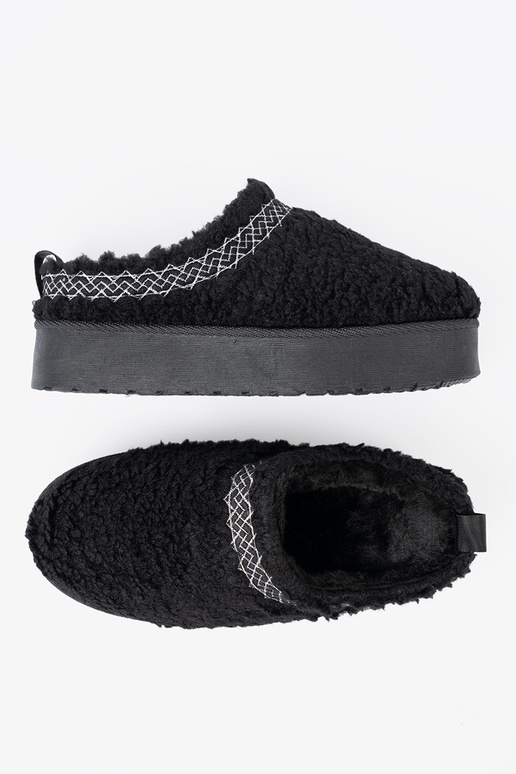 scarpe a'la Stivali da neve A colore nerom kolorze z ozdobnym haftem