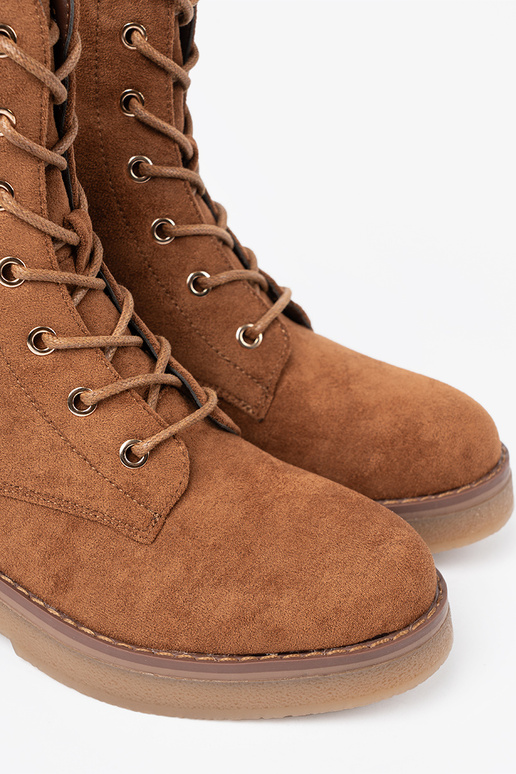 Conveniente stivali da equitazione alti A kolorze karmeloAym su suola piatta