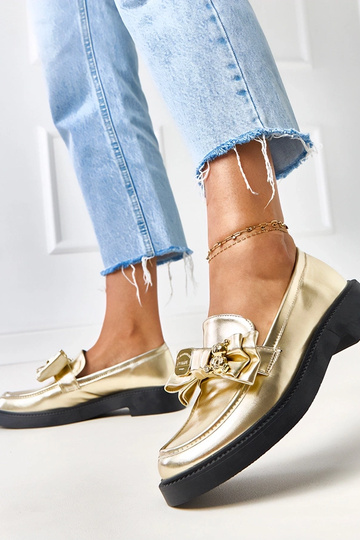 Mocassini dorati con fiocco... 2
