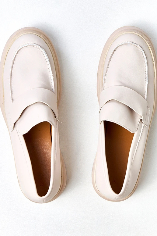 Mocassini sabbia in pelle sintetica... Mocassini sabbia in pelle sintetica...