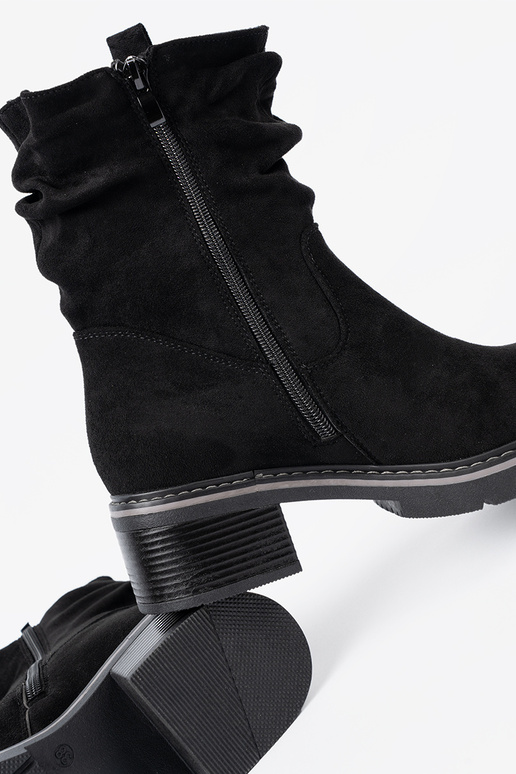 Stivali da donna colore nero z ozdobnym marszczeniem