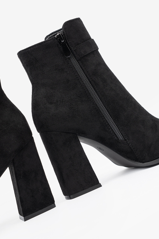 Stile elegante colore nero scarpe z biżuteryjnym akcentem Stile elegante colore nero scarpe z biżuteryjnym akcentem