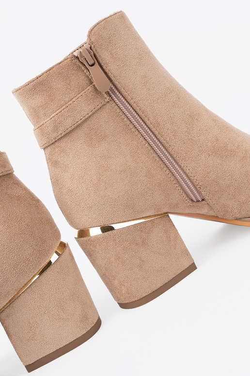 Stile elegante scarpe beige con fibbia decorativa Stile elegante scarpe beige con fibbia decorativa