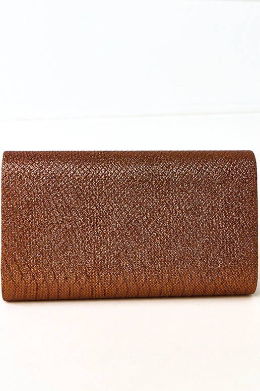 Borsetta marrone a forma di busta Tacoma