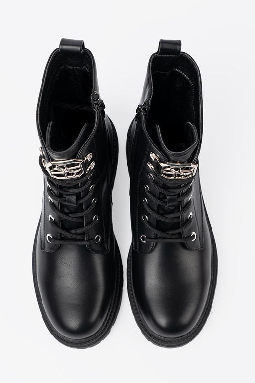 colore nero stivali da equitazione alti con finitura metallica colore nero stivali da equitazione alti con finitura metallica