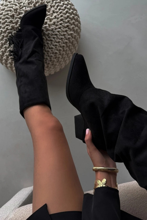 Stivali alti da donna stile cowboy, a infilare, con frange e tacco, neri Zalia